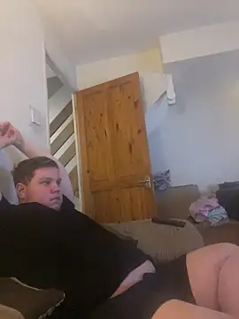 Snapshot of Lukeyboy027 chatting on March 22, 2025, 9:10 pm Lukeyboy027 online show from March 22, 2025, 9:10 pm