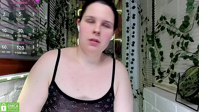 Candys booty online show from March 10, 2025, 8:56 pm