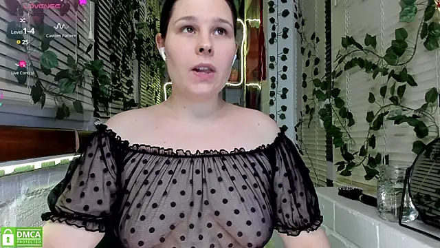 Candys booty online show from March 13, 2025, 9:59 pm