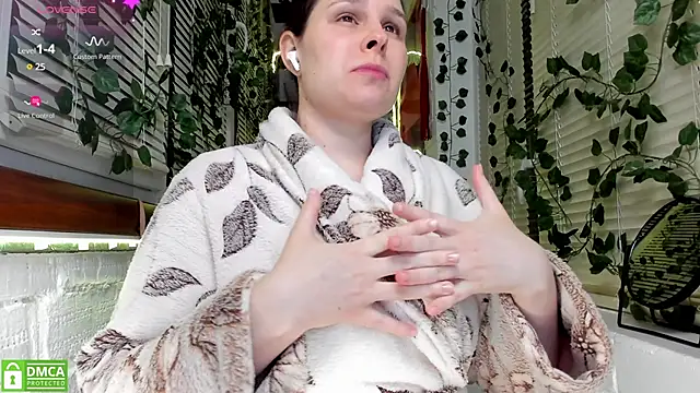 Candys booty online show from March 17, 2025, 11:11 pm