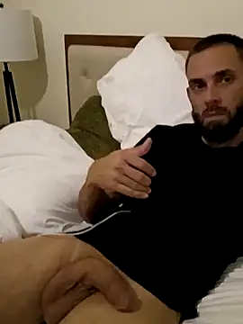 momentum2023 online show from November 23, 2025, 5:07 am