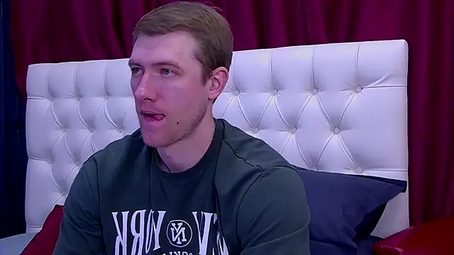 EthanPinkman online show from September 24, 2025, 4:05 am