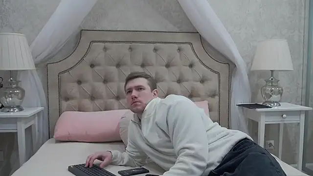 EthanPinkman online show from March 5, 2026, 4:30 am