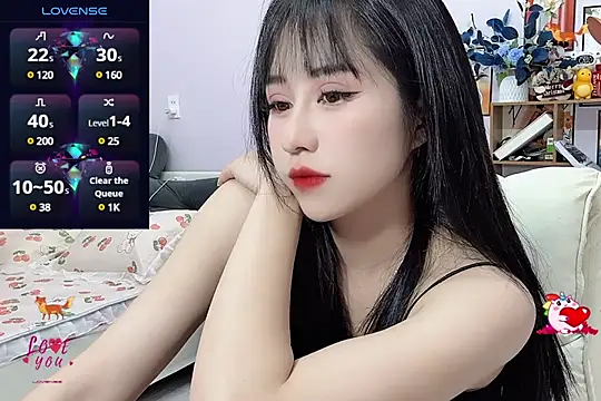  LLisa  online show from December 31, 2024, 7:40 pm