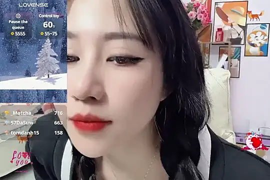  LLisa  online show from February 10, 2025, 8:31 pm