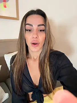 Alisa-Marie online show from November 15, 2025, 11:40 am