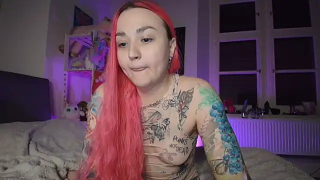 PinkHurricaneOfficial online show from January 24, 2025, 10:51 pm