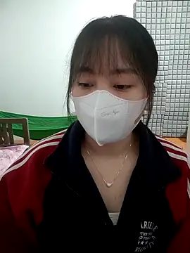 Kajisu 26 online show from December 17, 2025, 1:11 am