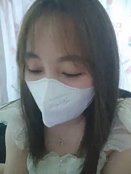 Kajisu 26 online show from April 12, 2026, 1:49 pm