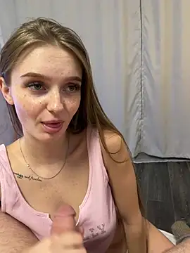 lovelly molly online show from March 10, 2025, 10:02 pm