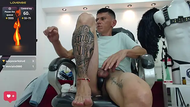 andy dwels777 online show from February 9, 2025, 1:44 am