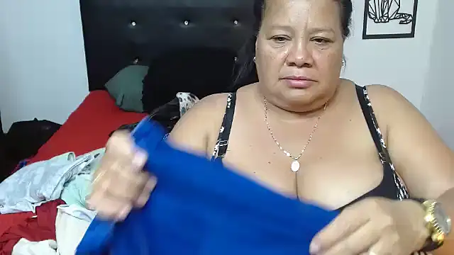 Shanttal0272 online show from October 21, 2025, 9:59 pm