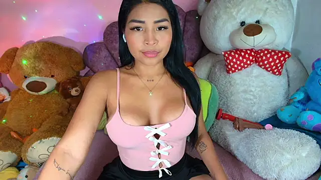 Snapshot of Pocahontascute_33 chatting on February 28, 2026, 11:55 am Pocahontascute 33 online show from February 28, 2026, 11:55 am