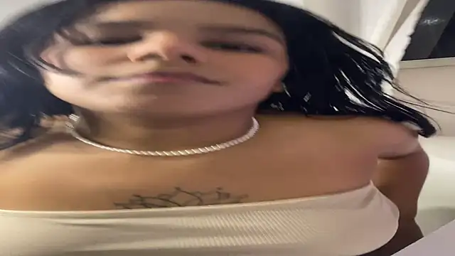 Snapshot of ninapego chatting on February 16, 2025, 1:03 am ninapego online show from February 16, 2025, 1:03 am