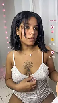 Snapshot of ninapego chatting on February 20, 2025, 12:19 am ninapego online show from February 20, 2025, 12:19 am
