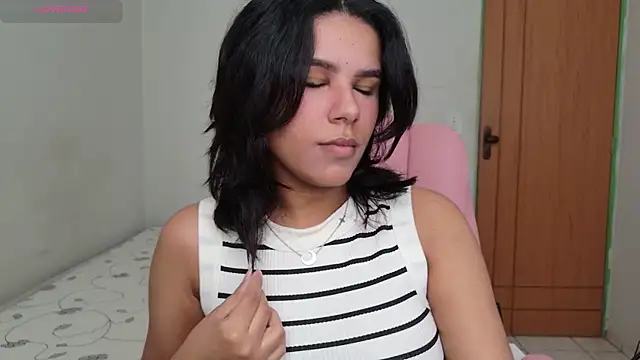 Snapshot of ninapego chatting on November 2, 2025, 11:45 am ninapego online show from November 2, 2025, 11:45 am