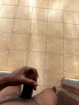 Black-mamba-madingo online show from November 14, 2025, 3:55 pm