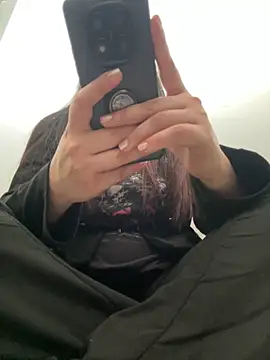 AmberGreyy  online show from February 26, 2026, 4:39 pm