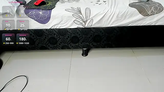 harrytwink18 online show from December 17, 2025, 2:56 pm