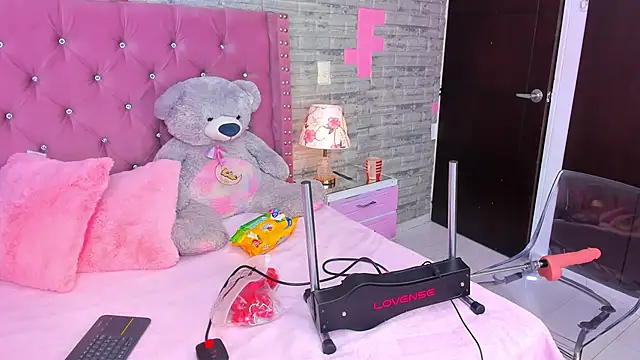 IsabellaBromsS online show from February 14, 2025, 9:21 pm