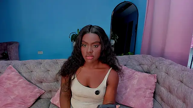 IsabellaBromsS online show from April 15, 2026, 10:54 pm