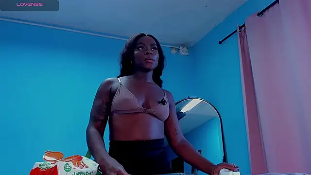 IsabellaBromsS online show from April 23, 2026, 10:01 pm