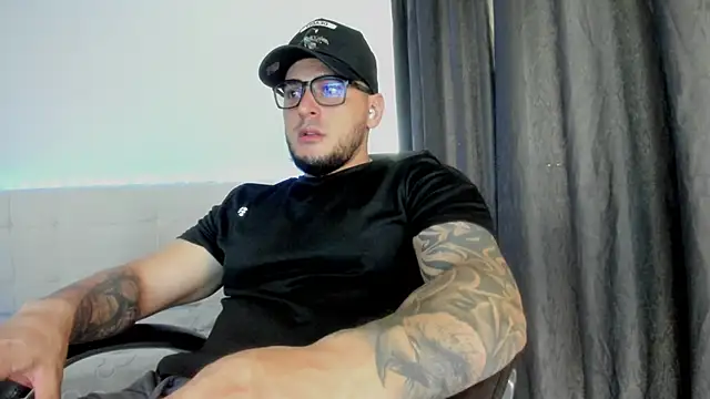 Teilor Creed online show from February 17, 2026, 7:20 pm