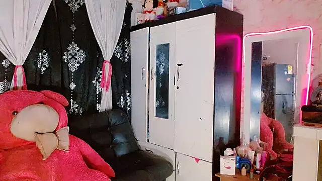 AngelicaDark online show from April 7, 2026, 2:23 am