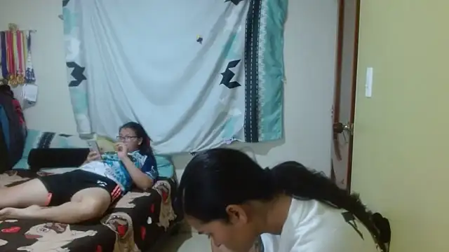 clayre and jill online show from February 12, 2026, 4:18 am