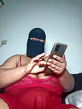 Loly mor online show from October 17, 2025, 5:32 am