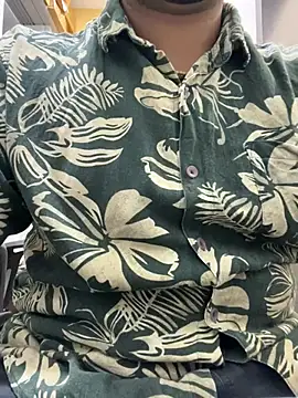 Snapshot of dick69lil chatting on April 13, 2026, 6:30 am dick69lil online show from April 13, 2026, 6:30 am