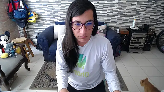 VioletaGomezCo online show from April 7, 2026, 5:02 pm