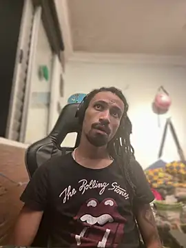 hotcamboy420 online show from January 29, 2025, 4:15 am