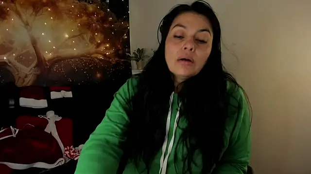 Snapshot of Lust_Mom41 chatting on December 21, 2024, 12:27 pm Lust Mom41 online show from December 21, 2024, 12:27 pm