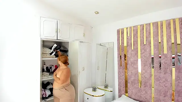 LeahxBarker online show from February 24, 2025, 11:19 pm