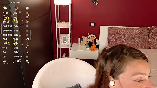 sexy blondegirl online show from April 2, 2026, 1:31 pm