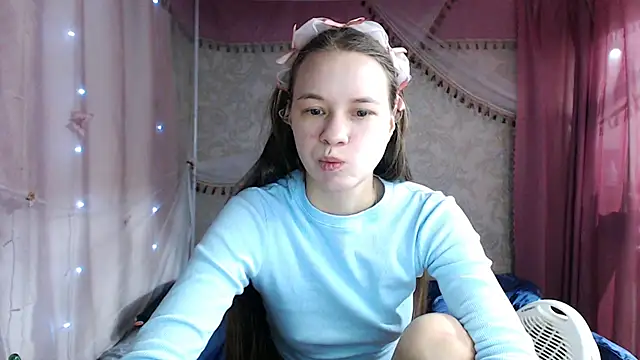 leila bambi  online show from February 5, 2026, 12:15 am