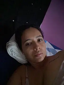 juliana 0796 online show from May 6, 2026, 7:30 pm