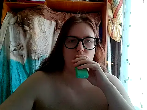 DesireMelissa online show from April 5, 2026, 6:43 am