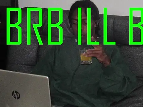 Larry-n-clouds online show from June 3, 2026, 2:03 am