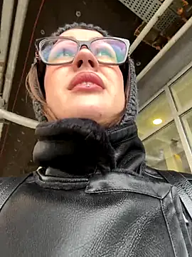 RinaCat online show from November 3, 2025, 5:31 am