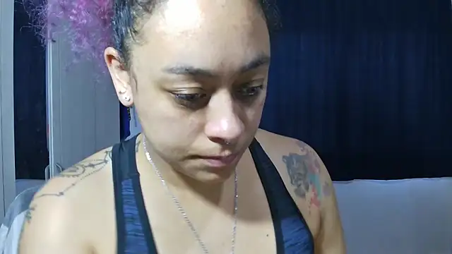 Cata Blue   online show from February 15, 2025, 2:33 pm