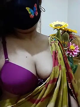 Ameera19 online show from June 11, 2026, 9:02 pm