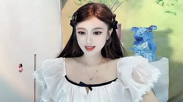 VIWVI online show from March 12, 2025, 5:35 am