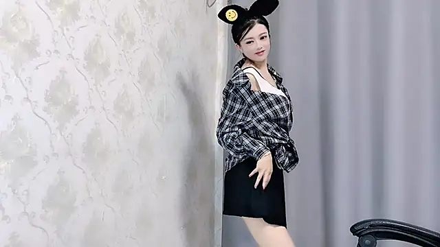 VIWVI online show from October 5, 2025, 5:06 am