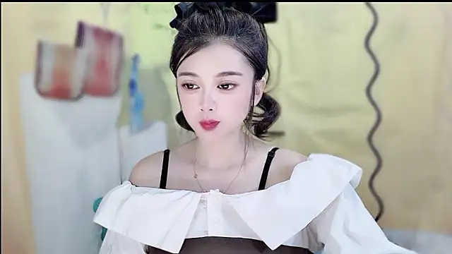 VIWVI online show from April 16, 2026, 5:19 am