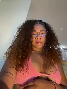 ashley Tompson1 online show from March 26, 2026, 12:11 pm