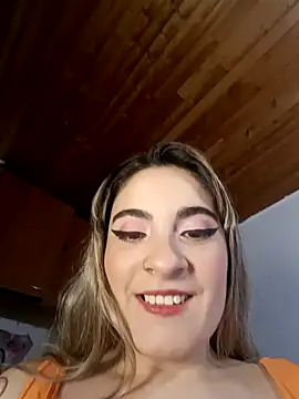 Snapshot of Rouse_A01 chatting on December 19, 2025, 2:29 am Rouse A01 online show from December 19, 2025, 2:29 am