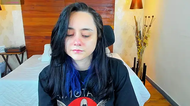 KatherineBond online show from January 24, 2025, 11:23 pm