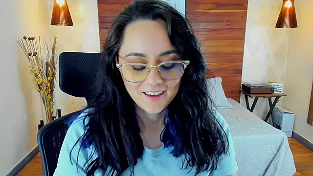 KatherineBond online show from March 10, 2025, 11:16 pm